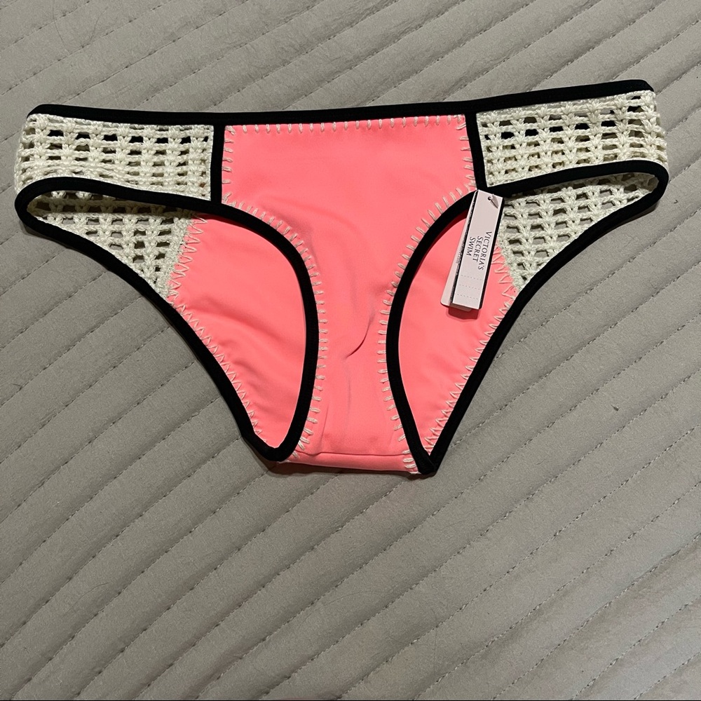 NWT Victoria’s Secret PINK Coral Bikini Bottom